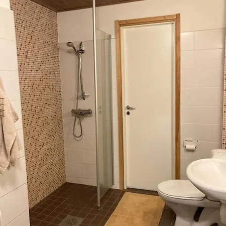 Paritalon Huoneisto Daire *